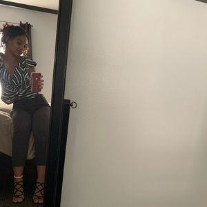 Meet your Posher, Brit